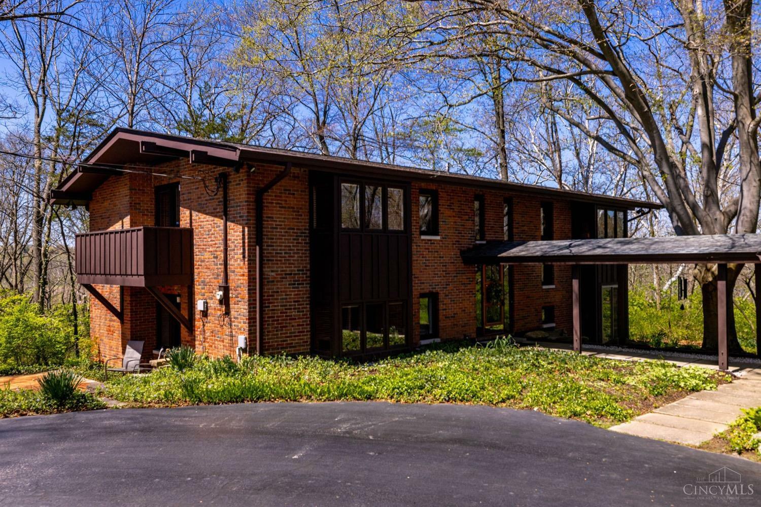 Property Photo:  210 Beechpoint Drive  OH 45056 