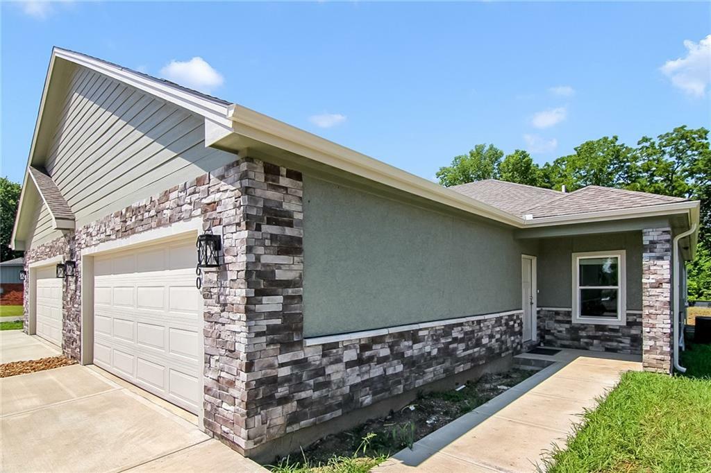 Property Photo:  6148 Park Street  KS 66216 