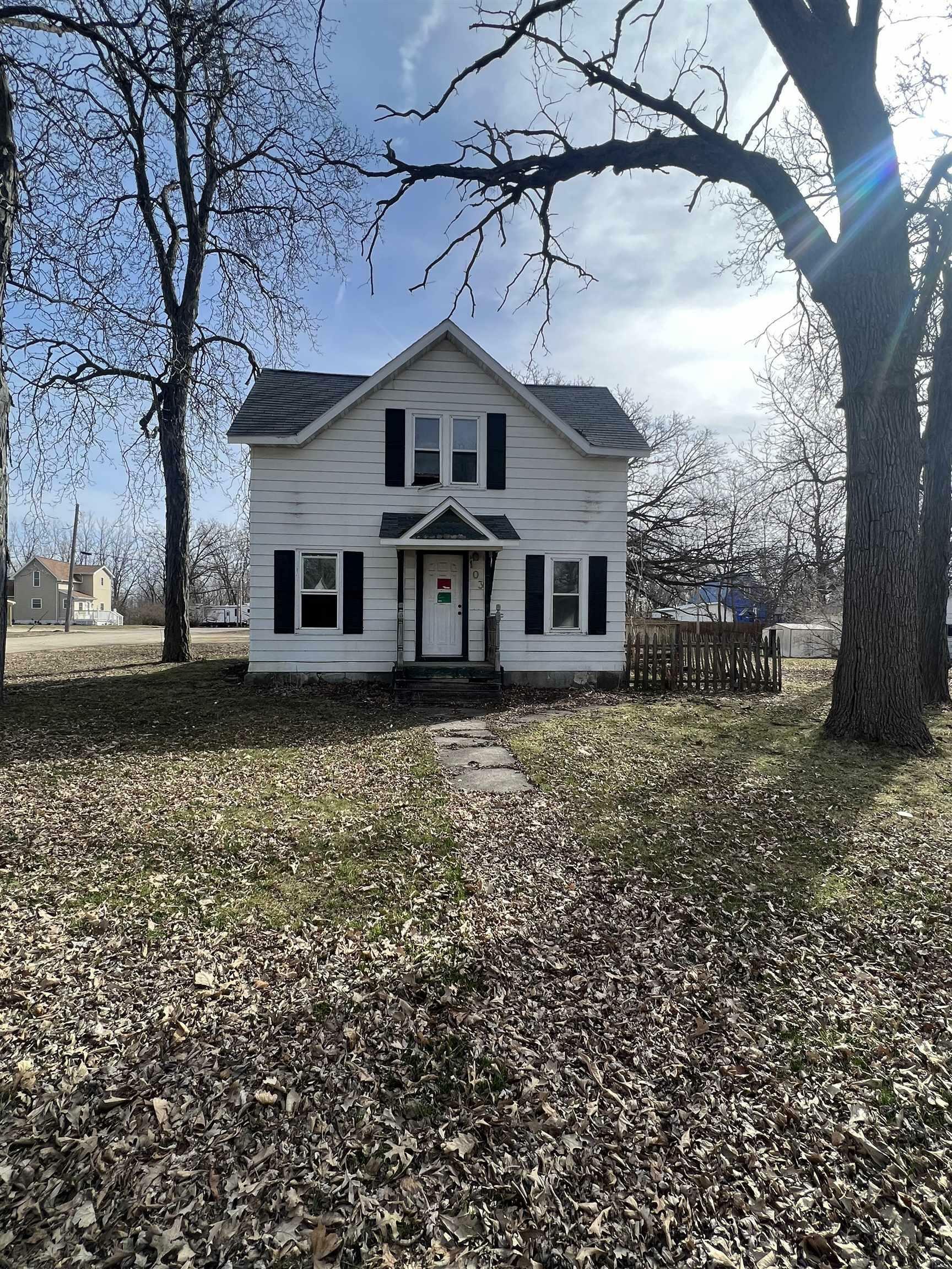 Property Photo:  103 5th Ave SW  IA 50662 