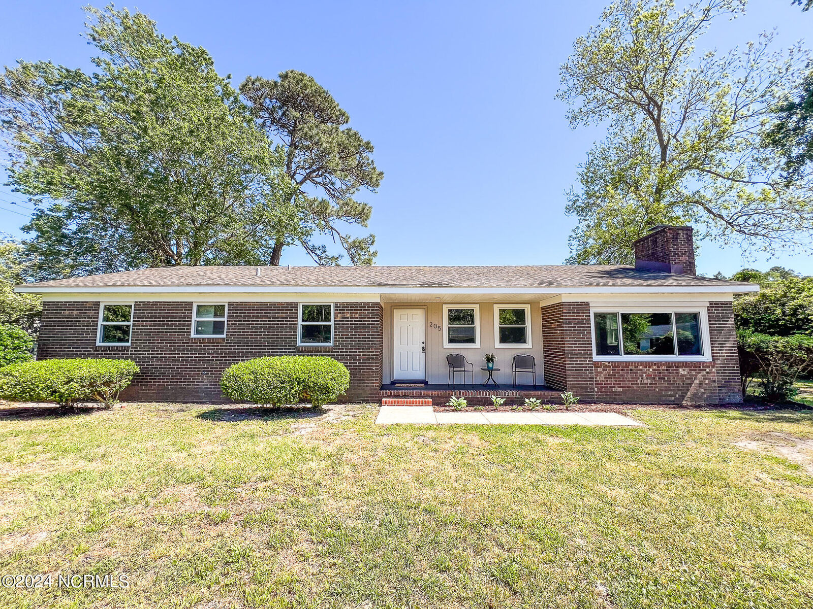 Property Photo: 205 Antoinette Drive NC 28412