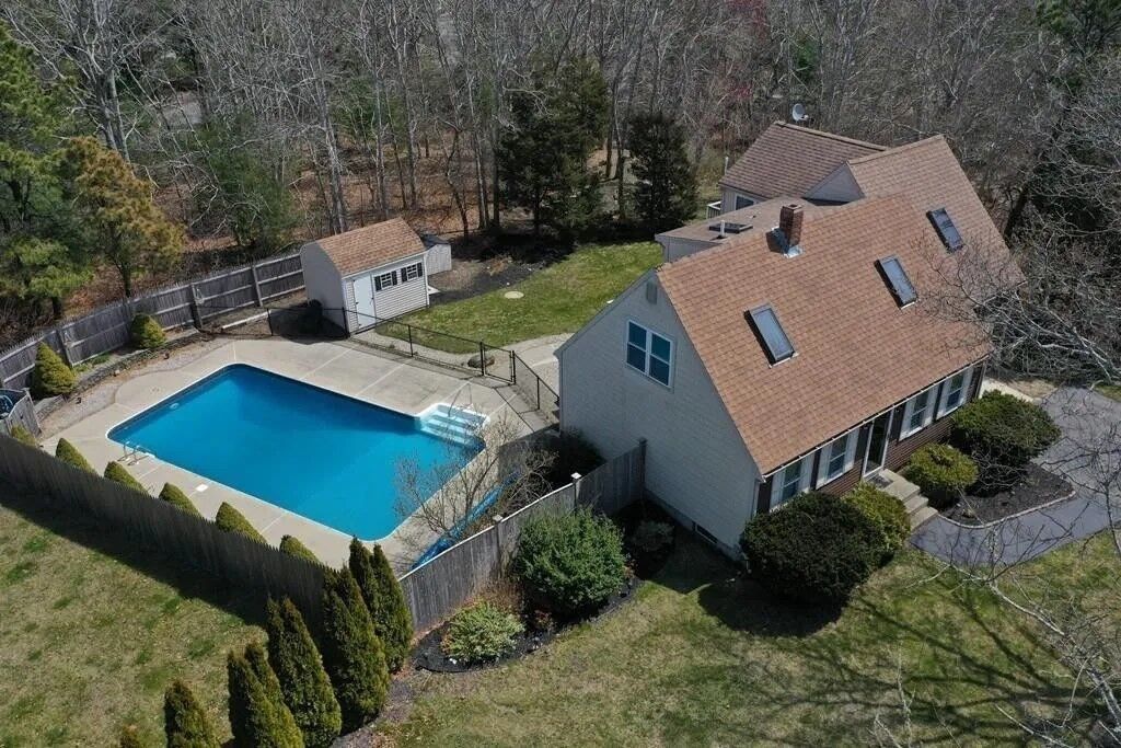Property Photo: 10 Ketch Rd MA 02360