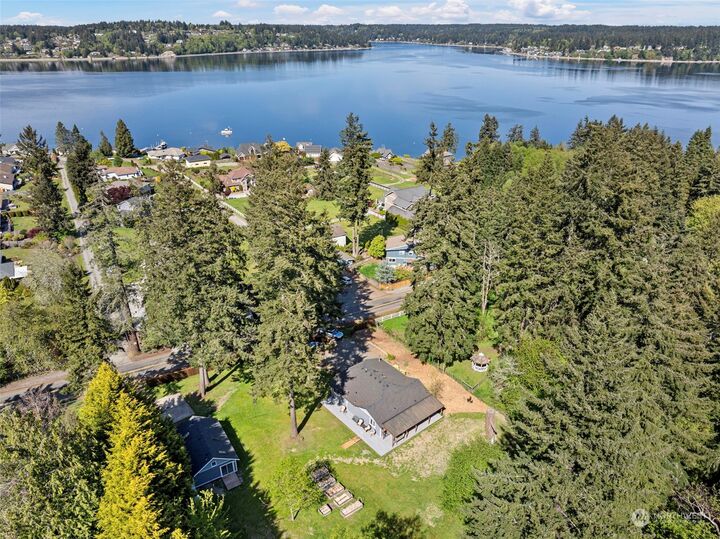 Property Photo:  934  Gway Drive  WA 98333 