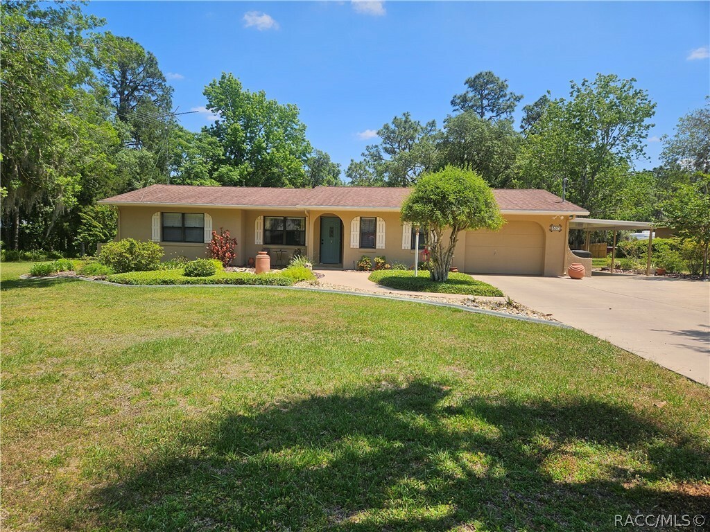 Property Photo:  537 N Seton Avenue  FL 34461 