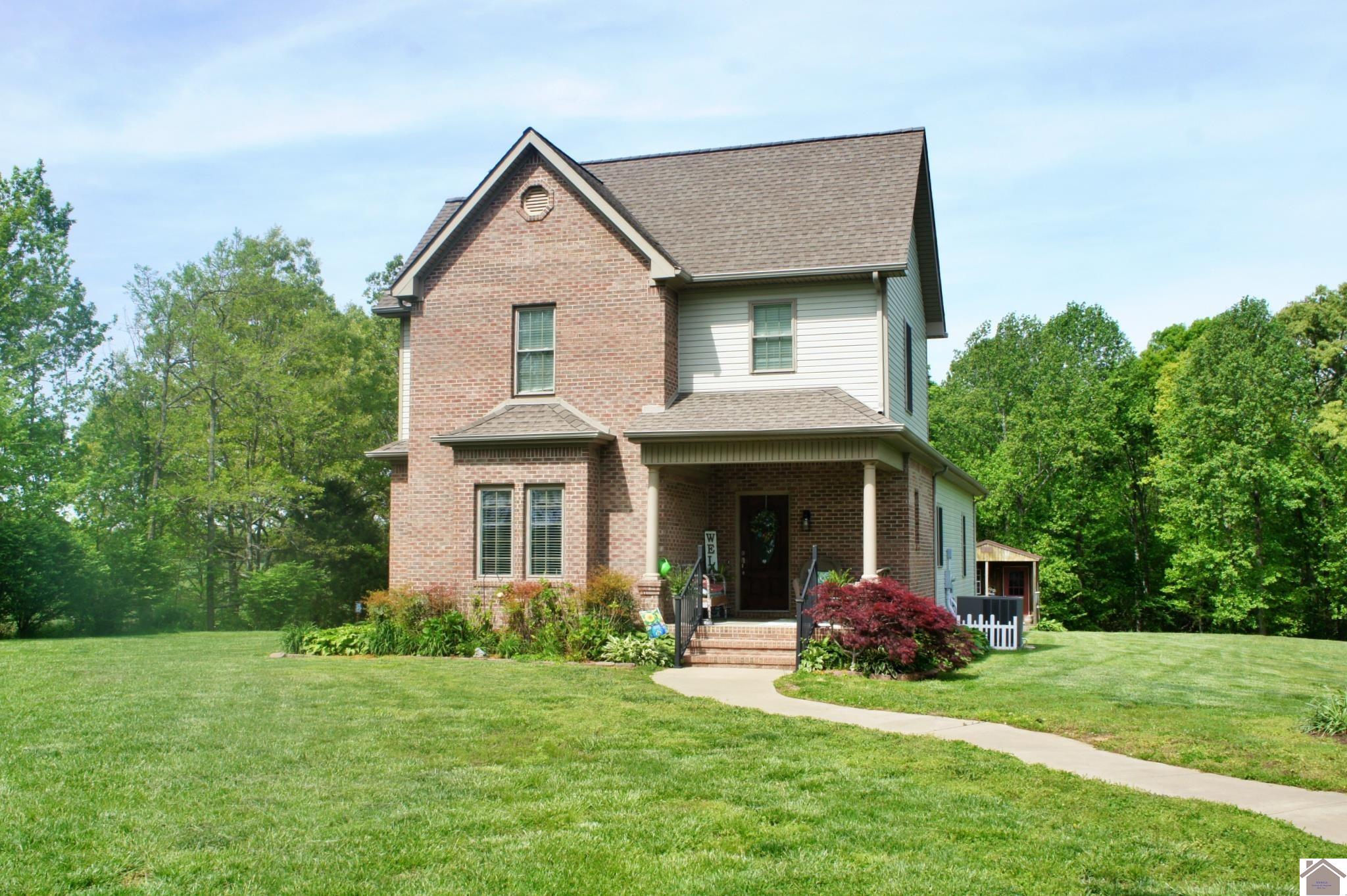Property Photo:  264 Oakridge  KY 42048 
