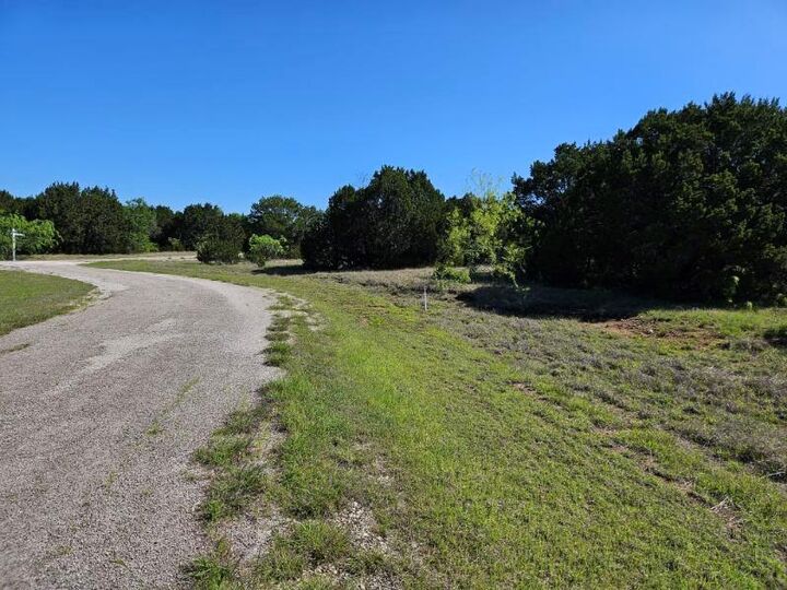 Property Photo: 31041 Doe Run Ct TX 76692