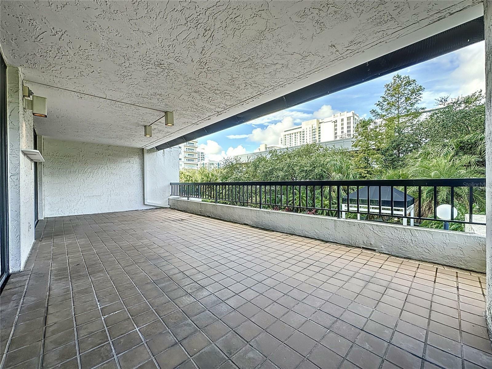 Property Photo:  530 E Central Boulevard 206  FL 32801 