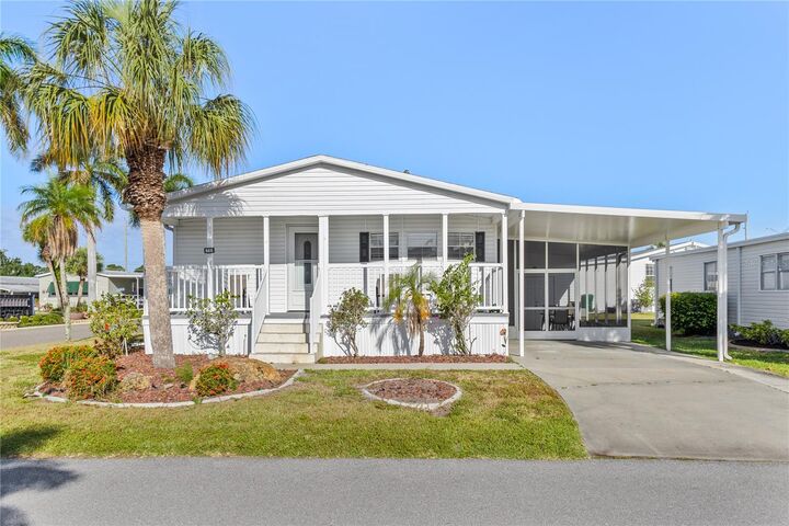 Property Photo: 2100 Kings Highway 75 FL 33952