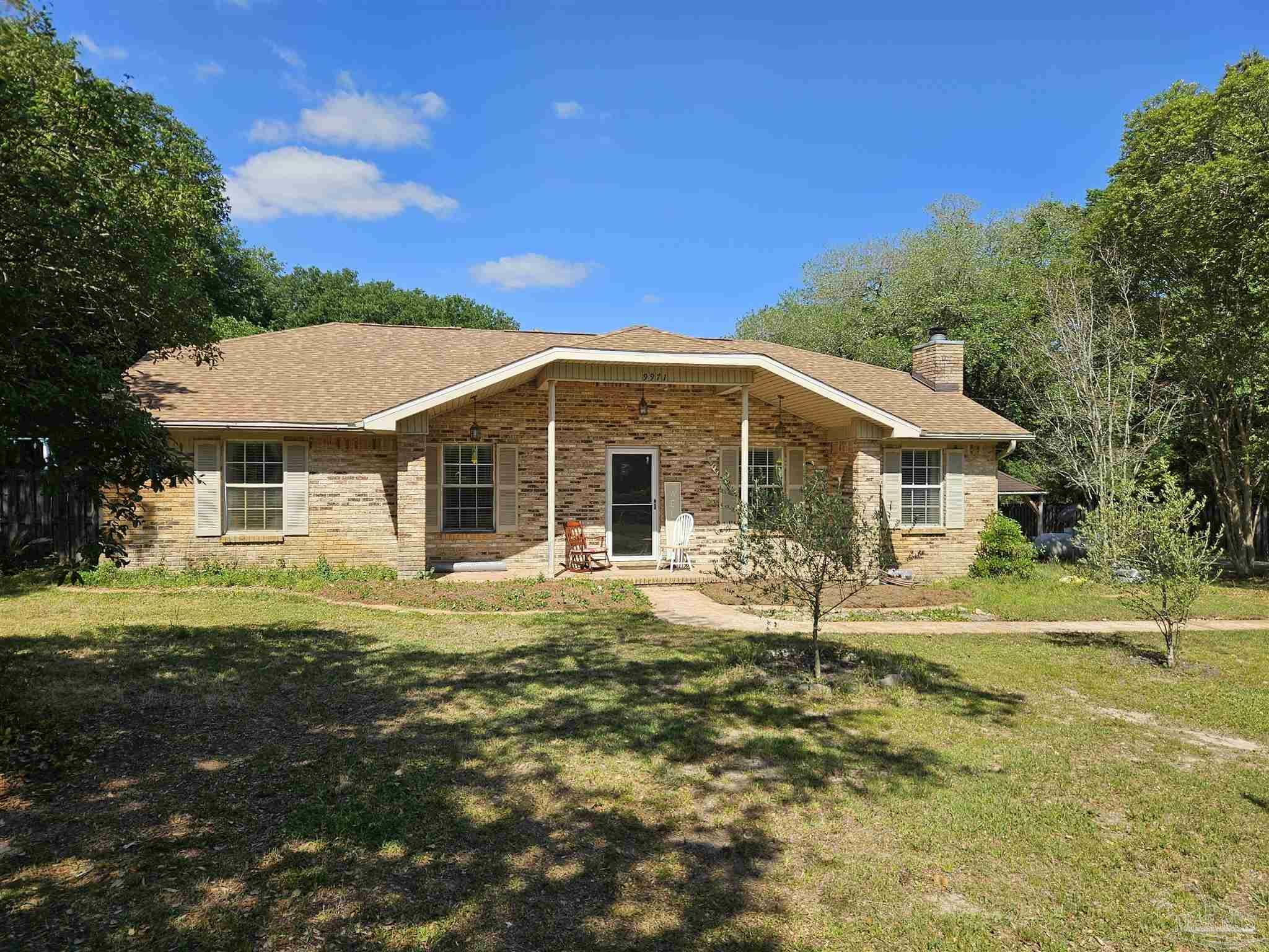 Property Photo:  9971 Bridlewood Rd  FL 32526 