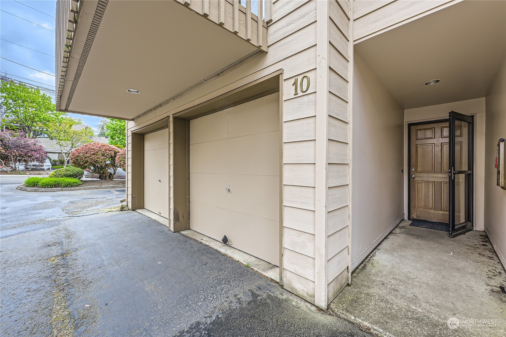 Property Photo:  16820 6th Avenue W B10  WA 98037 