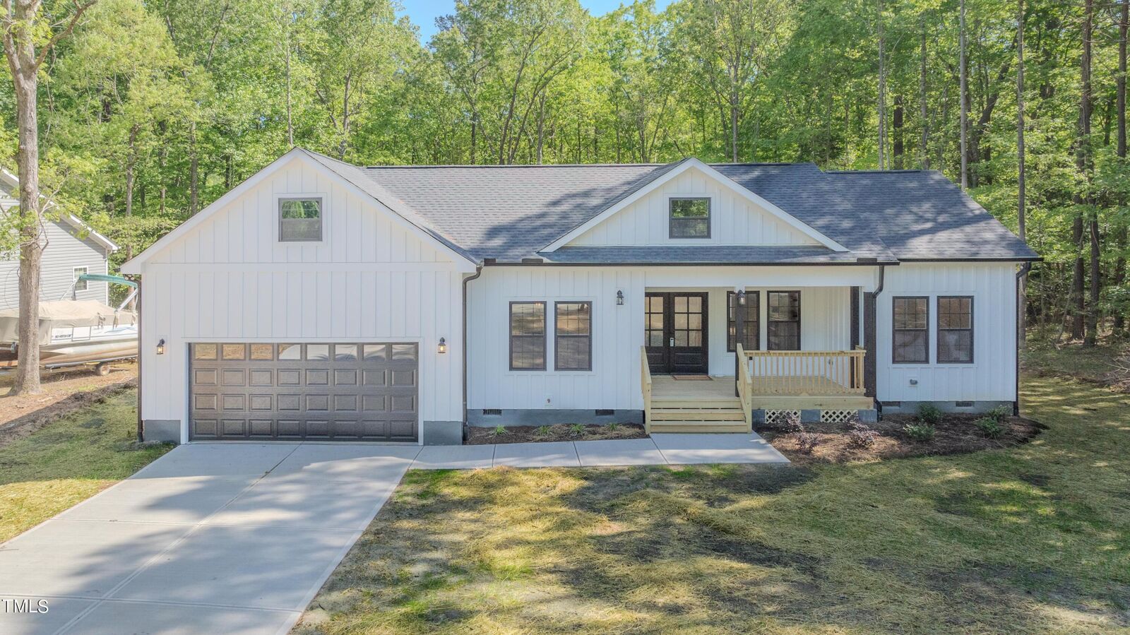 Property Photo: 118 Blackfoot Drive NC 27549