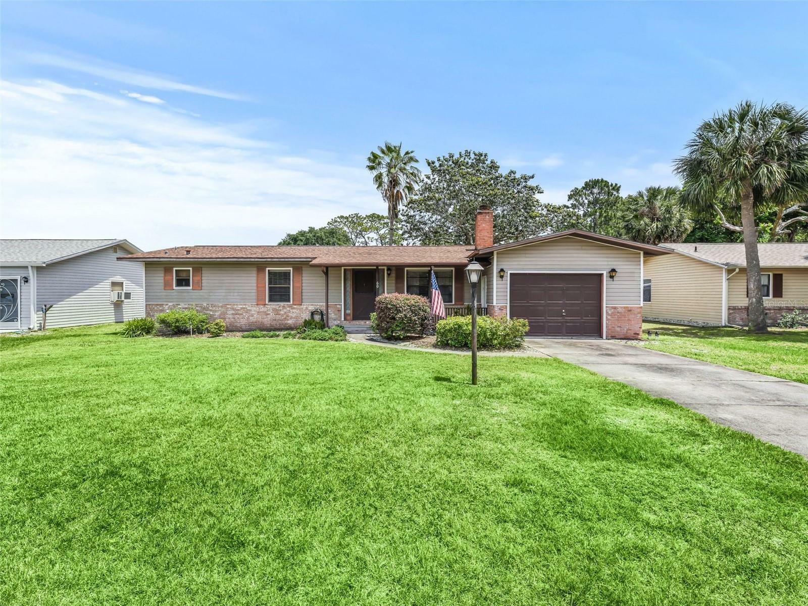 Property Photo:  60 Aberdeen Circle  FL 34788 