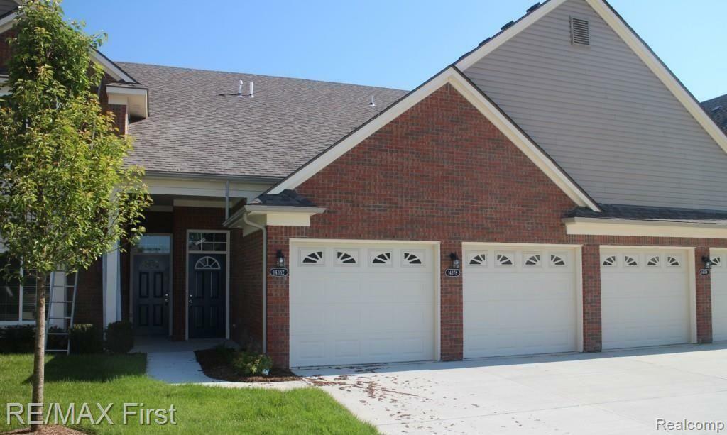 Property Photo:  14269 Shadywood 78  MI 48312 3430 