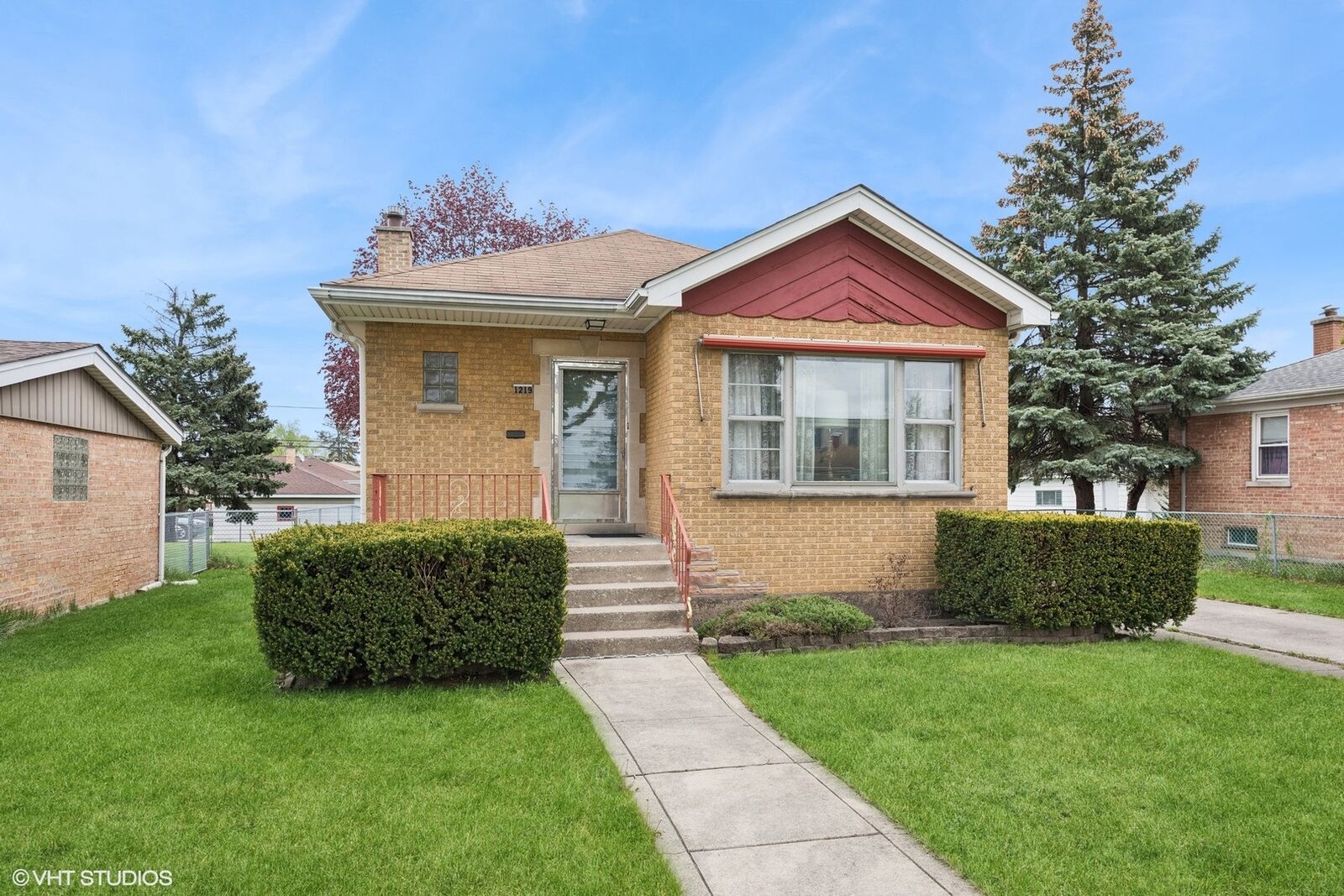 Property Photo:  1219 Heidorn Avenue  IL 60154 
