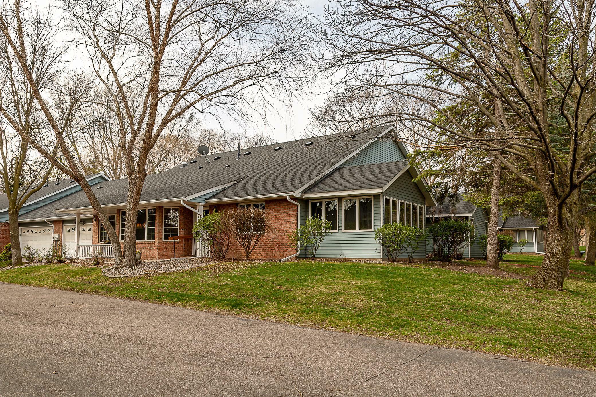 Property Photo:  1118 Rose Place  MN 55113 