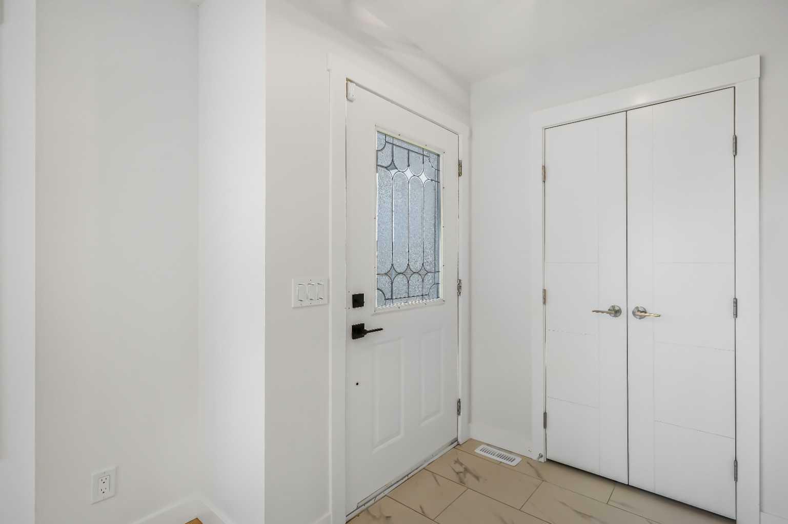 Property Photo:  81 Martinvalley Place  AB T3J 4A2 