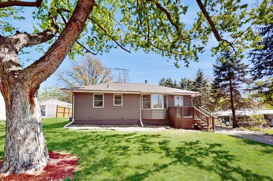 Property Photo:  304 N I Street  IA 50125 