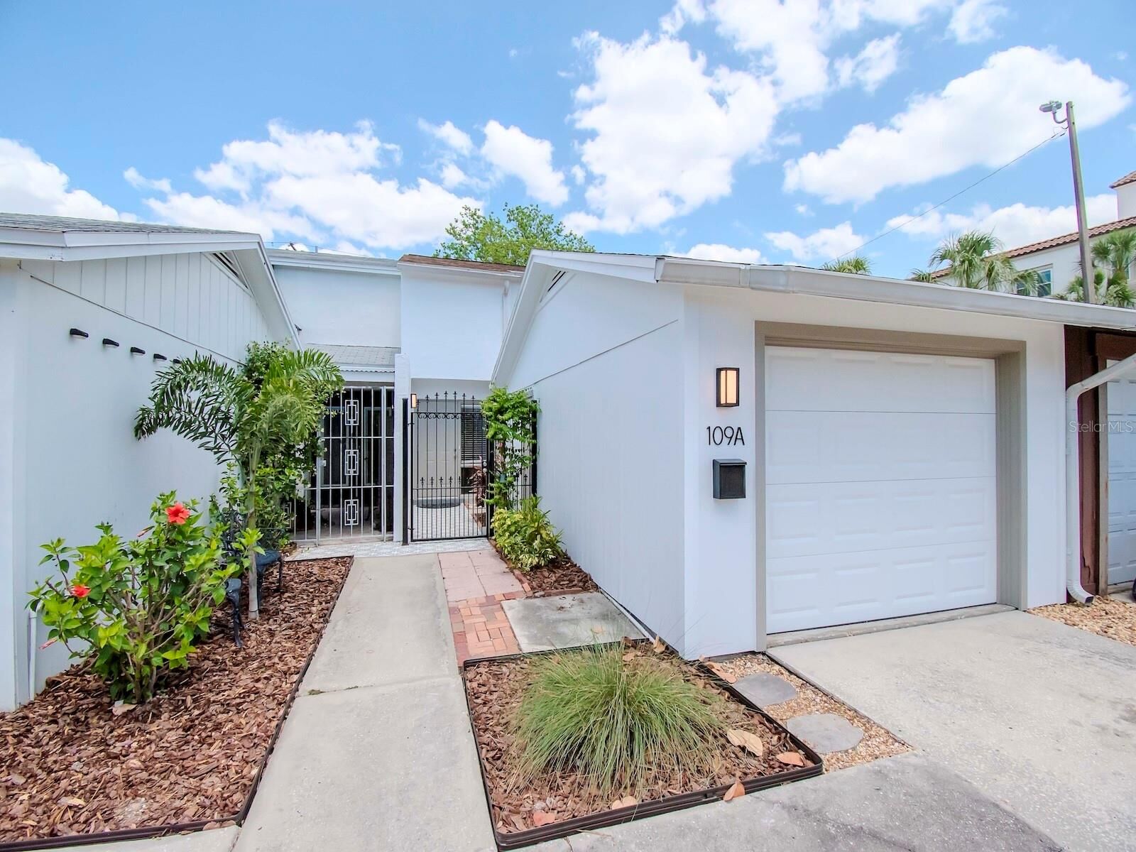 Property Photo:  109 E Davis Boulevard A  FL 33606 