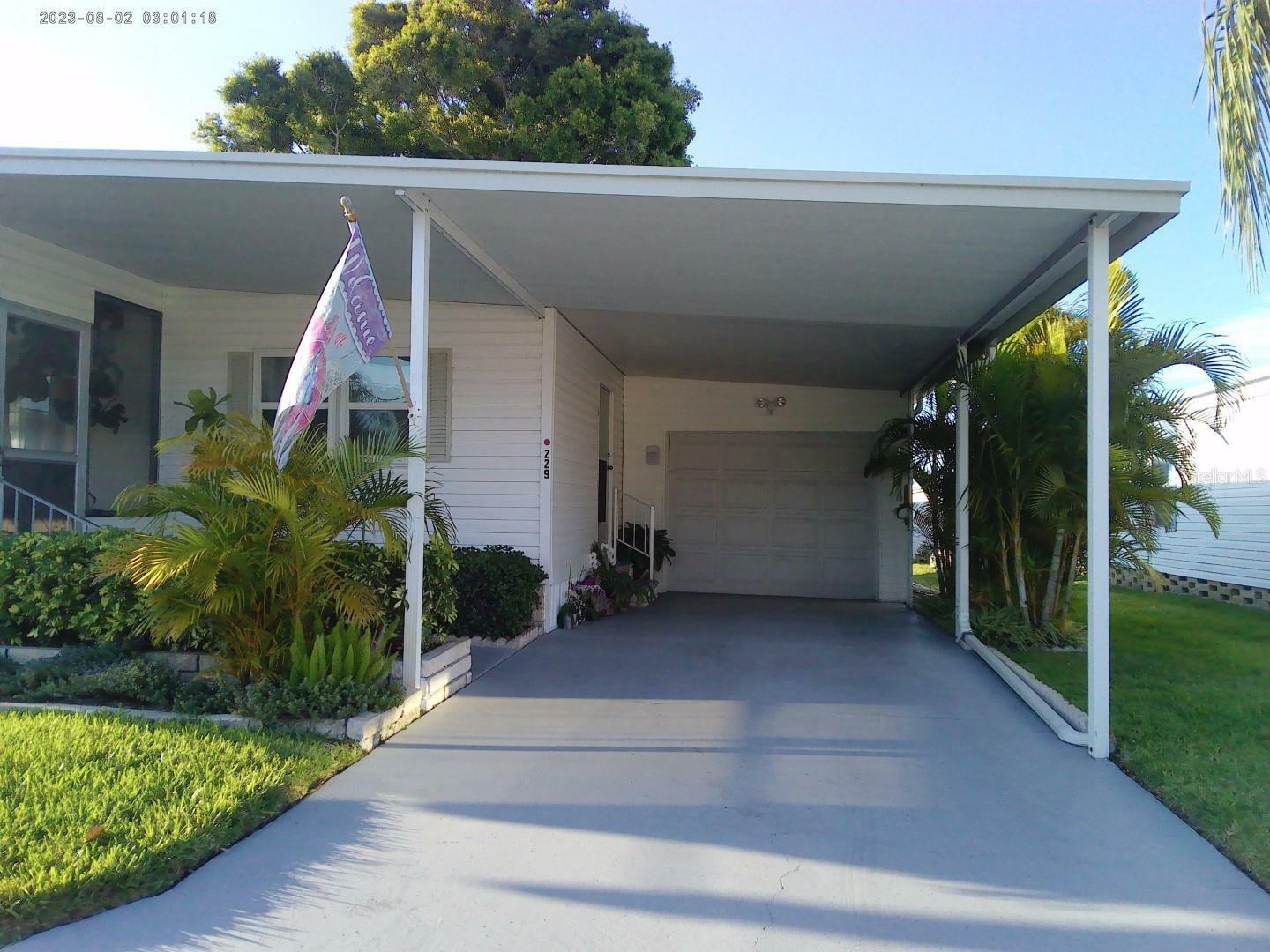 Property Photo:  229 Red Oak Drive  FL 34684 