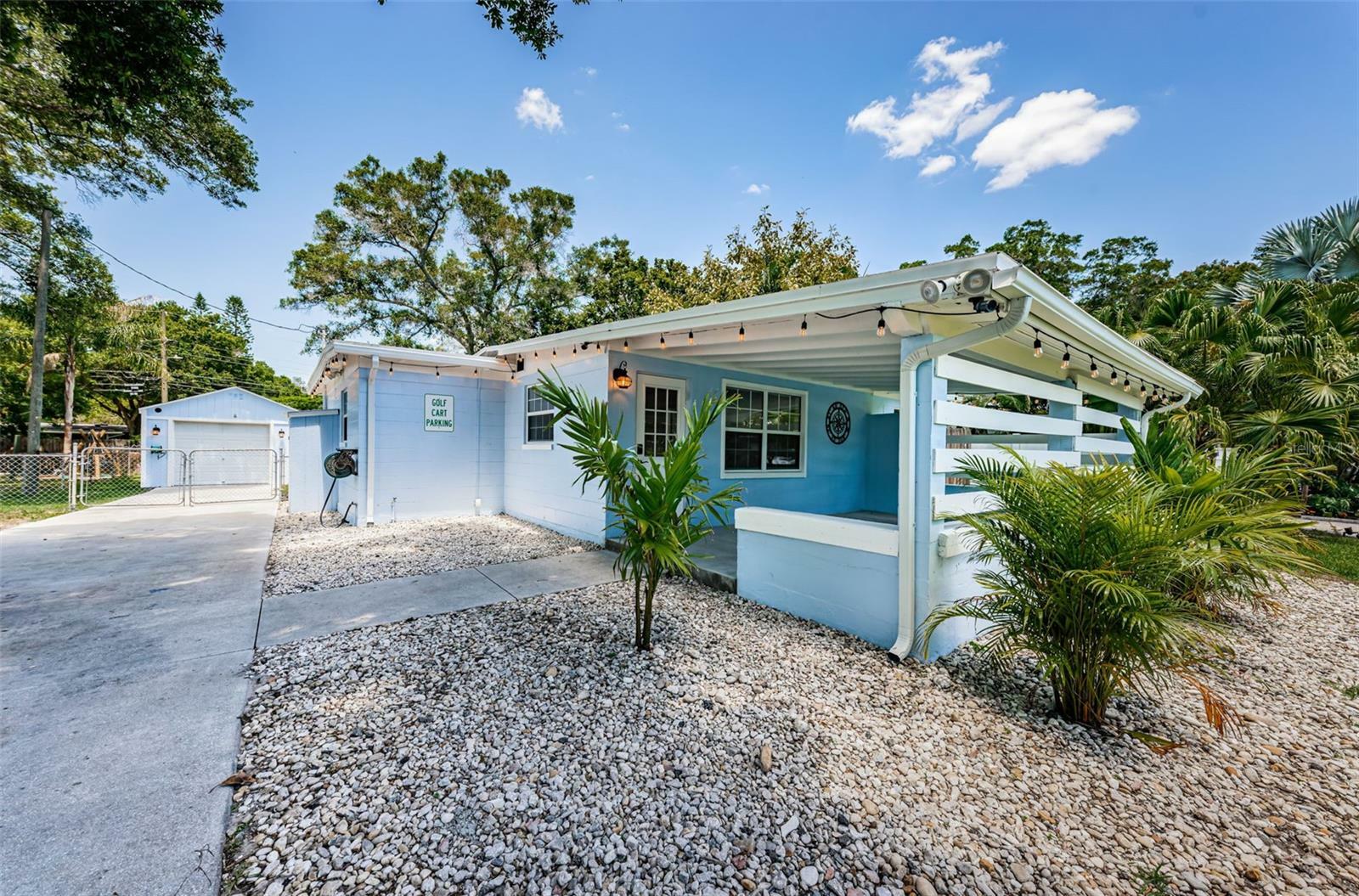 Property Photo:  6135 55th Avenue N  FL 33709 