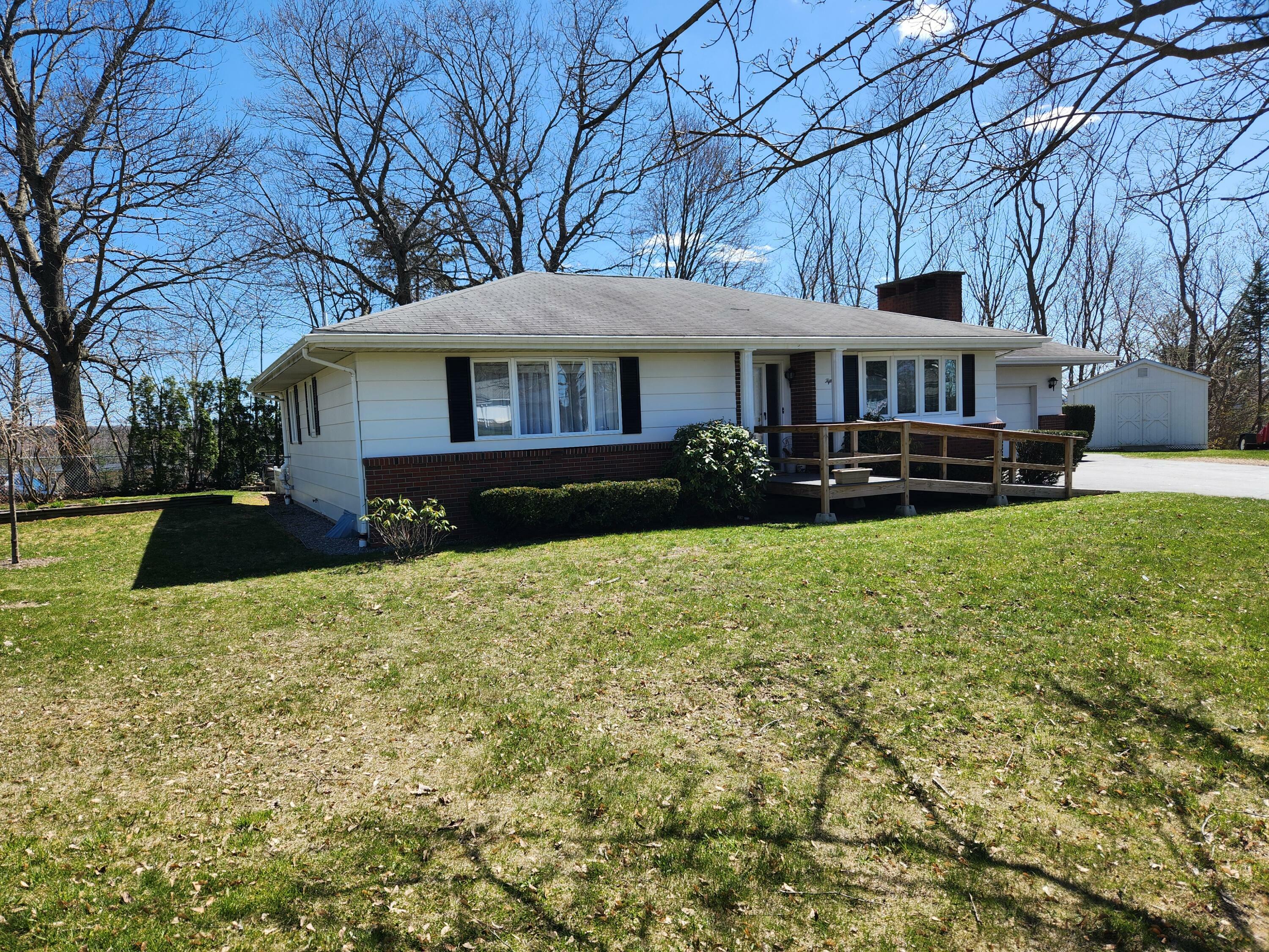 Property Photo: 15 Scribner Circle ME 04240