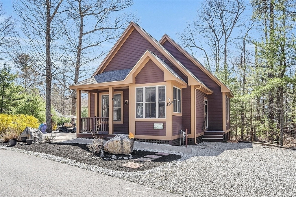 Property Photo: 19 Whispering Pines Rd 19 MA 01886