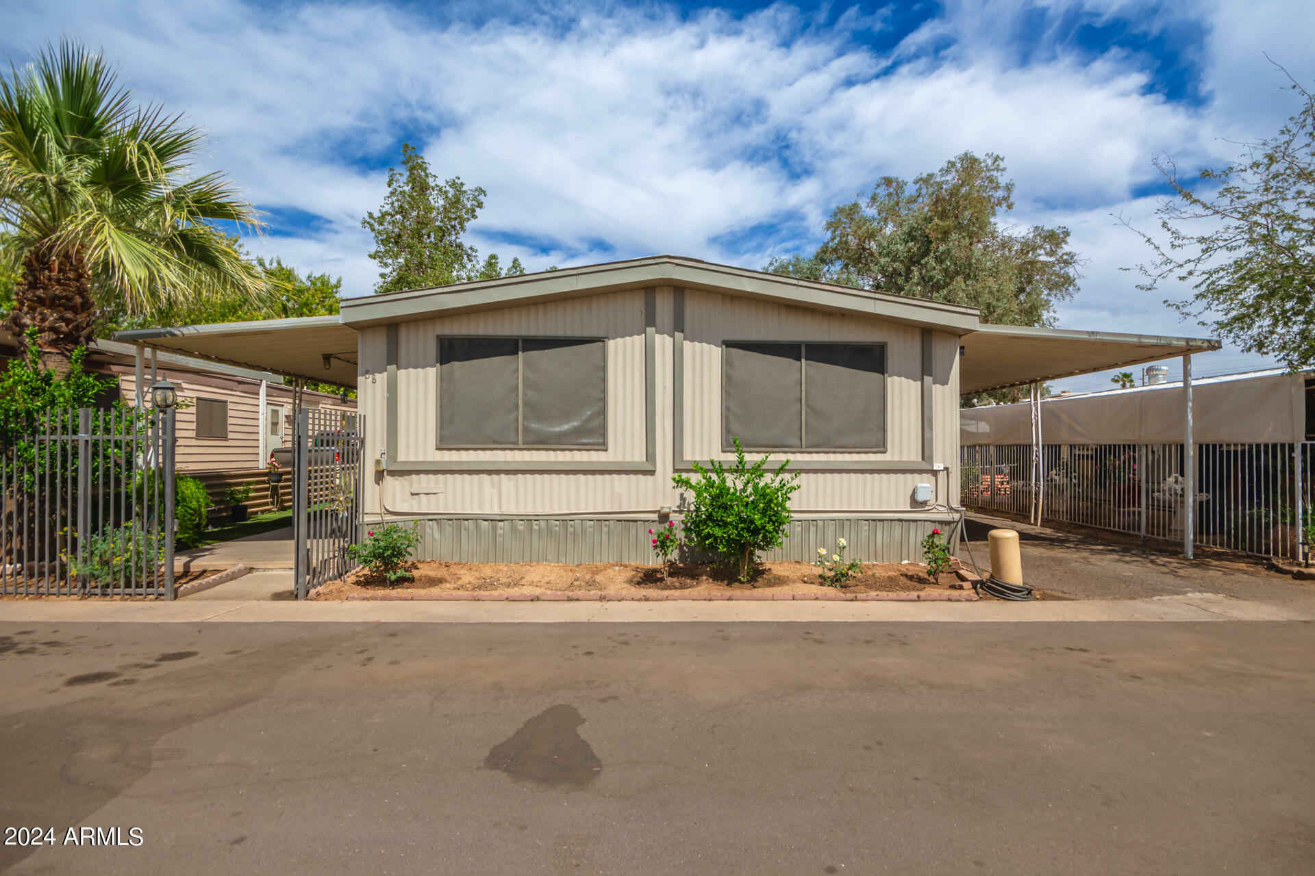 Property Photo:  8595 N 71st Avenue 88  AZ 85301 