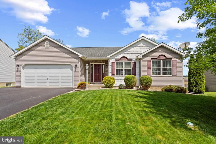 115 Gable Drive  Myerstown PA 17067 photo