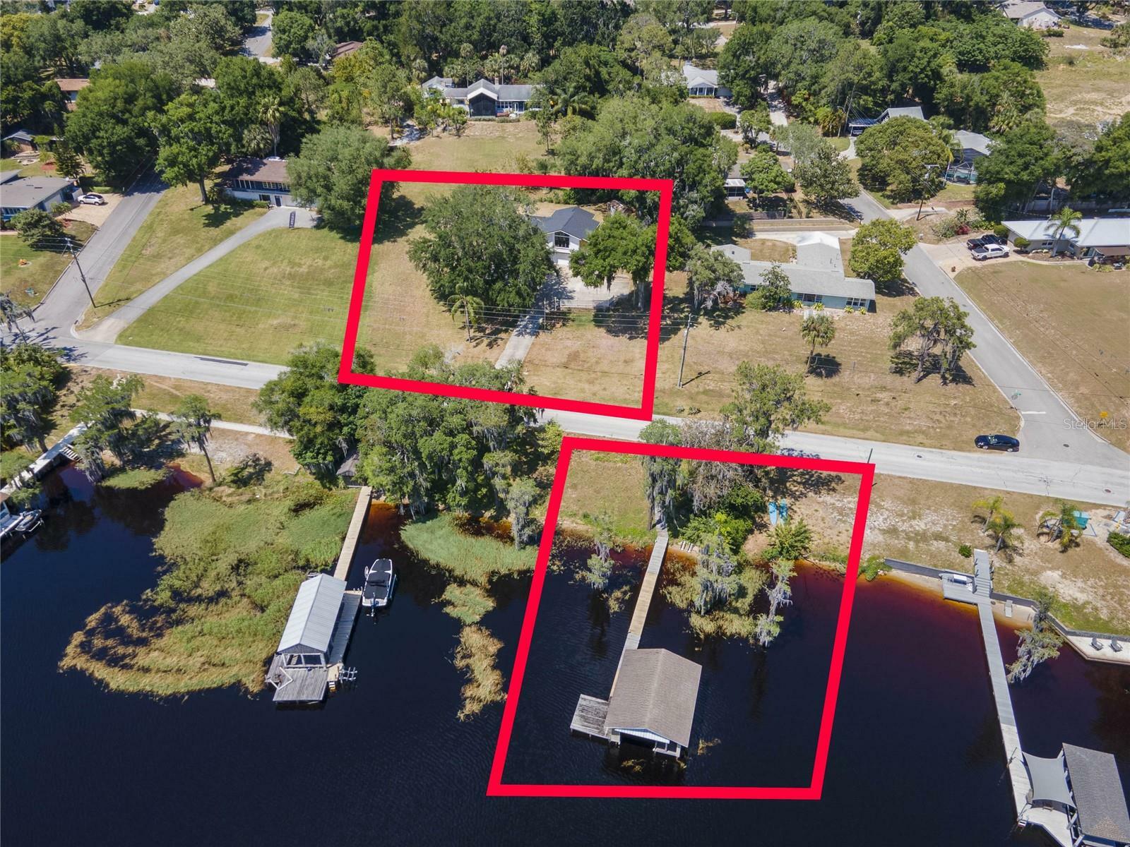 Property Photo:  550 E Lakeshore Drive  FL 34711 