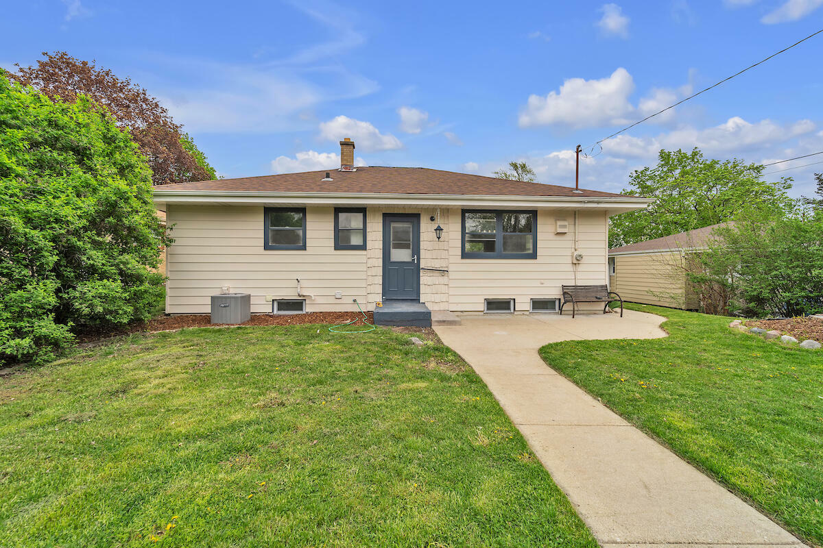 Property Photo:  3755 S 84th St  WI 53228 