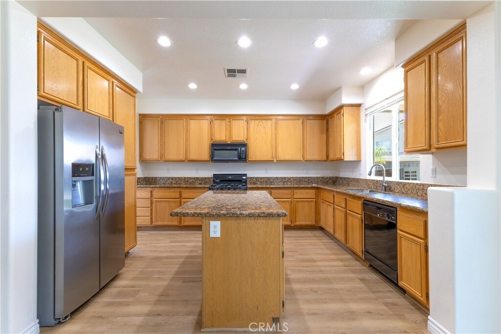 Property Photo:  1883 Jasmine Court  CA 92583 