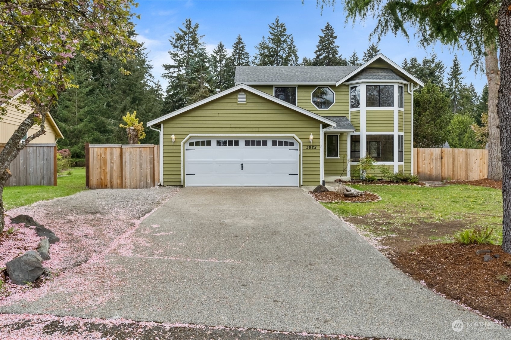 Property Photo:  3822 SE Golden Eagle Loop  WA 98513 