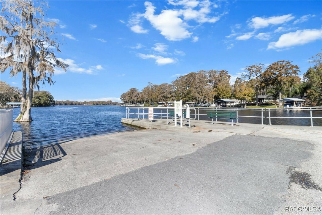 Property Photo:  8281 S Lake Consuella Drive  FL 34436 