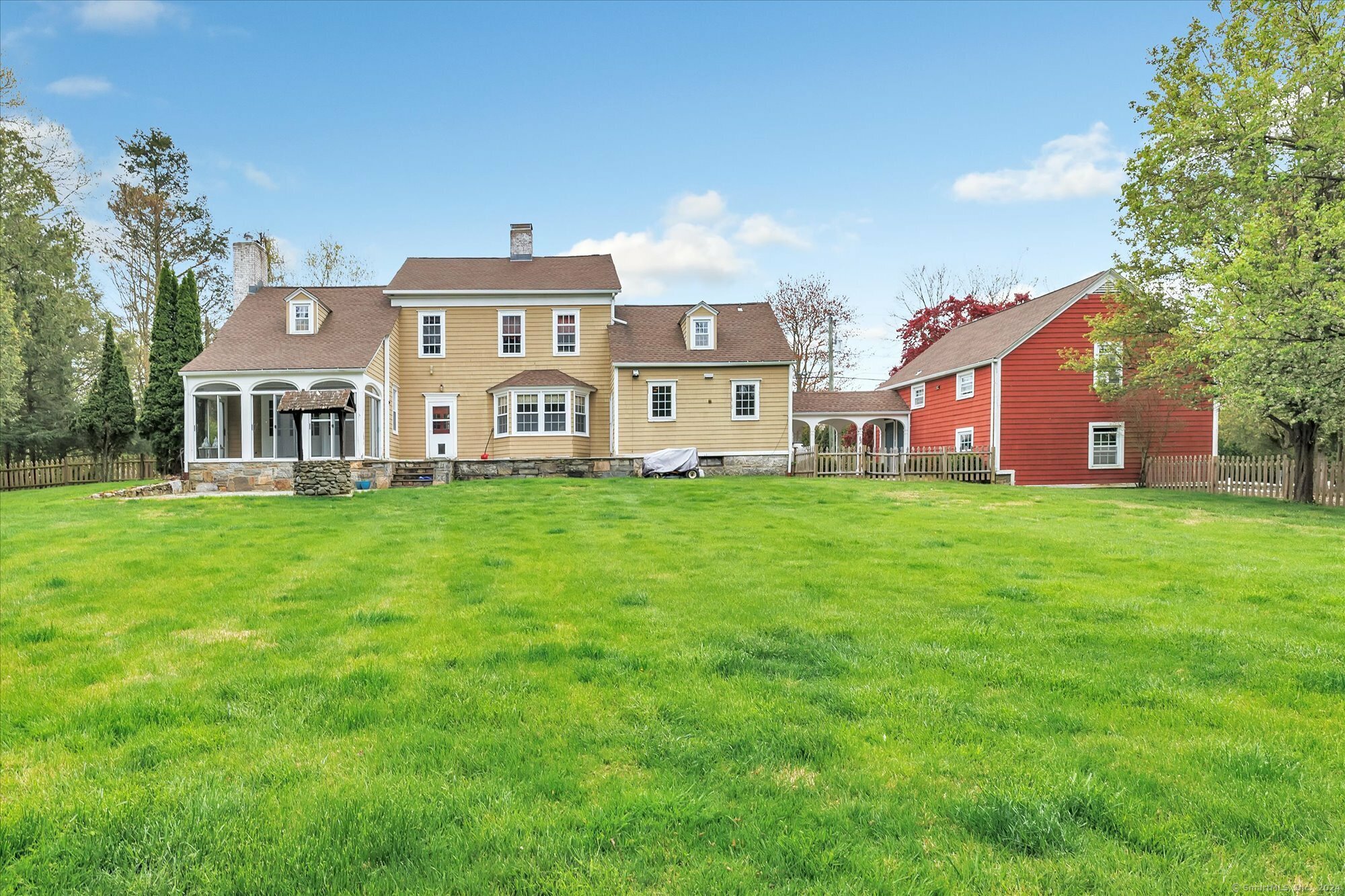 Property Photo:  310 Cutlers Farm Road  CT 06468 