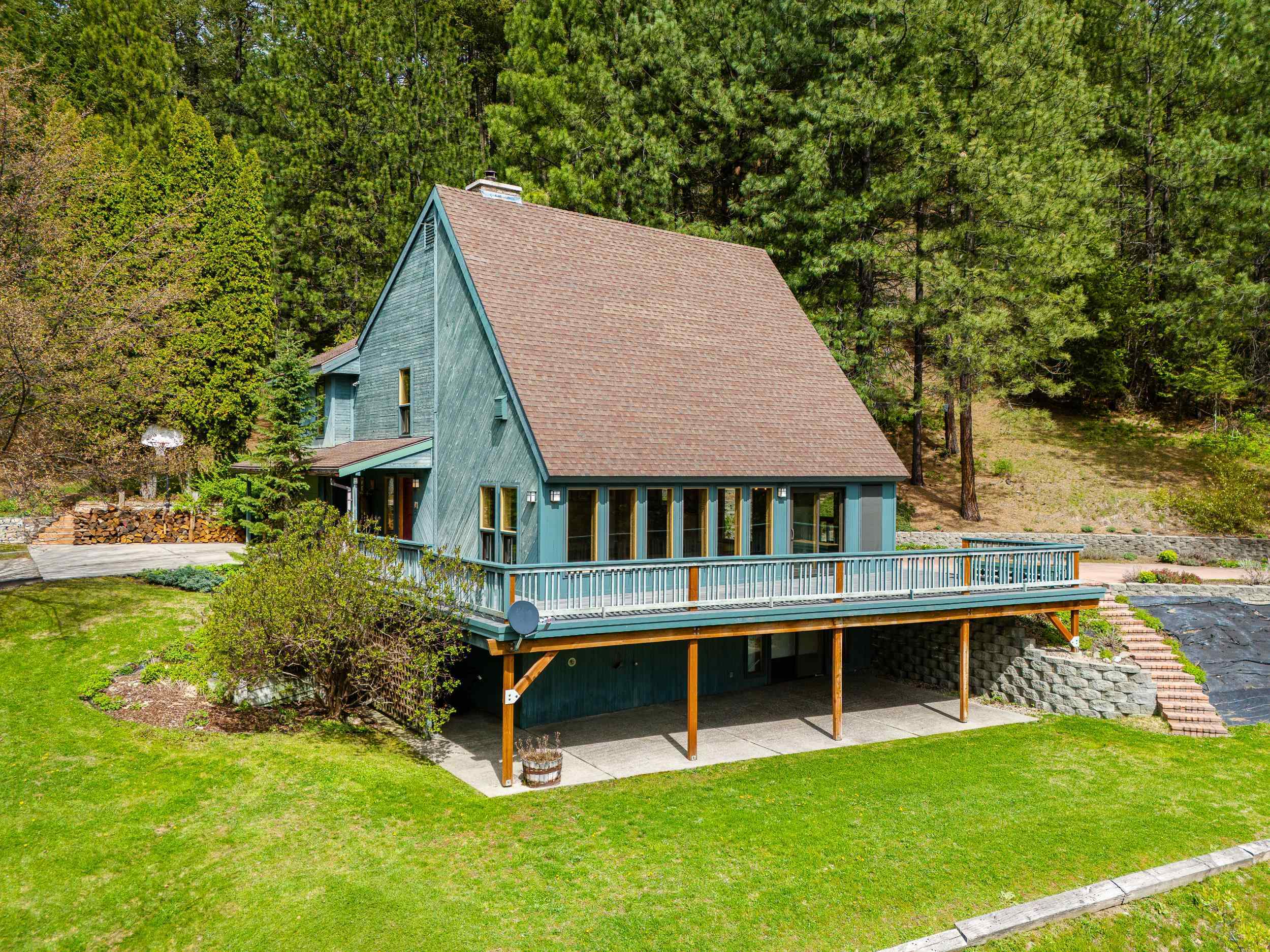 Property Photo:  2587 E Flowery Trail Rd  WA 99109 