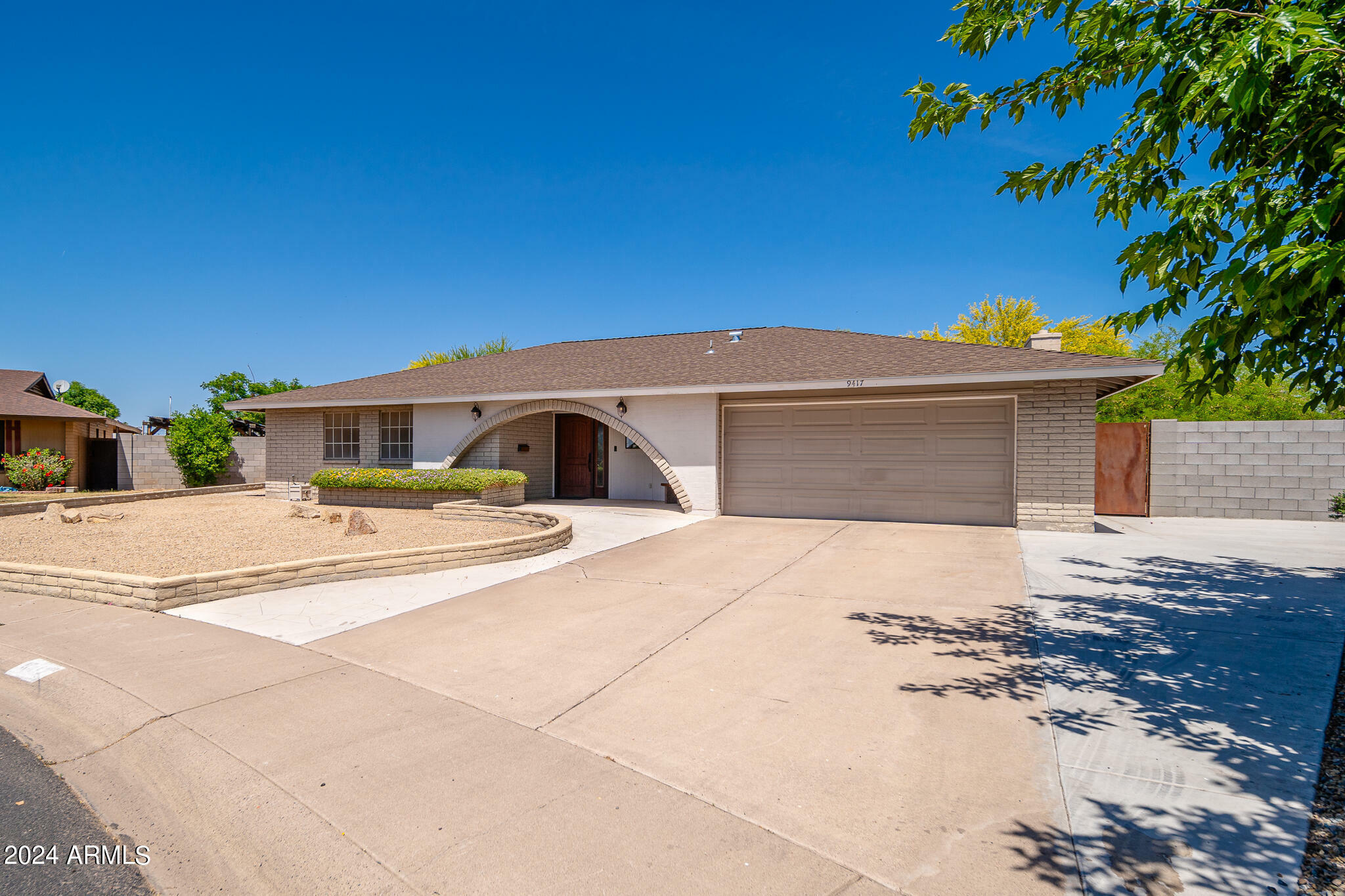 Property Photo:  9417 N 40th Avenue  AZ 85051 