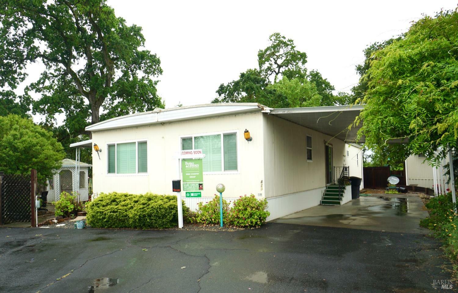 Property Photo:  428 Colonial Park Drive  CA 95403 