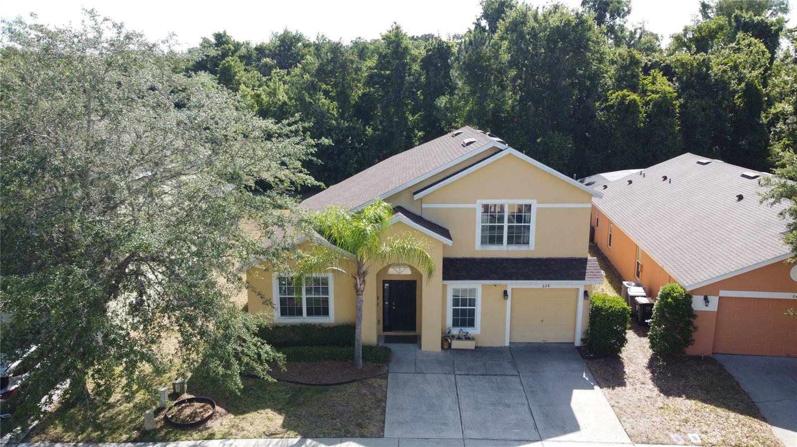 Property Photo:  624 Sandy Ridge Drive  FL 33896 