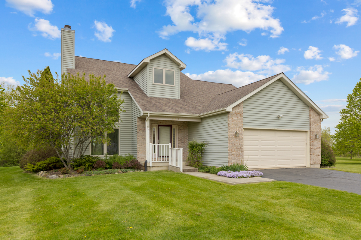 Property Photo:  17717 Springbrook Circle  IL 60180 