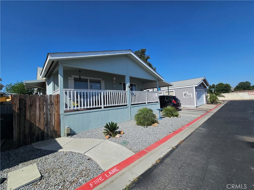 Property Photo:  80 E Dawes Street 131  CA 92571 