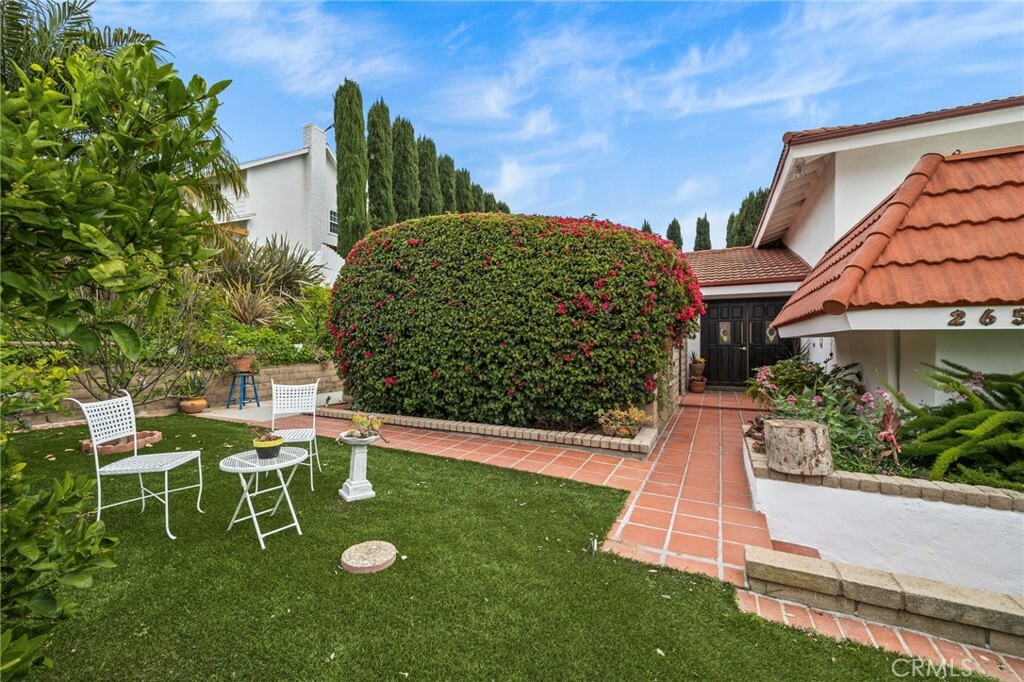 Property Photo:  26592 Granvia Drive  CA 92691 