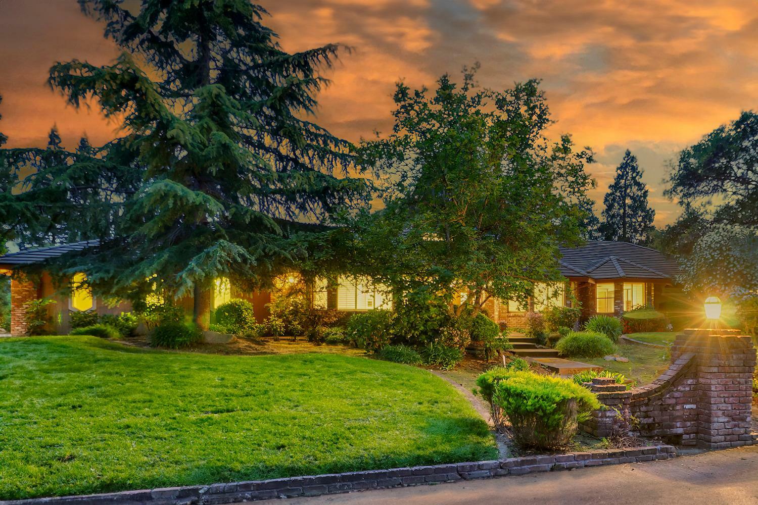 Property Photo: 7760 Capella Drive CA 95746