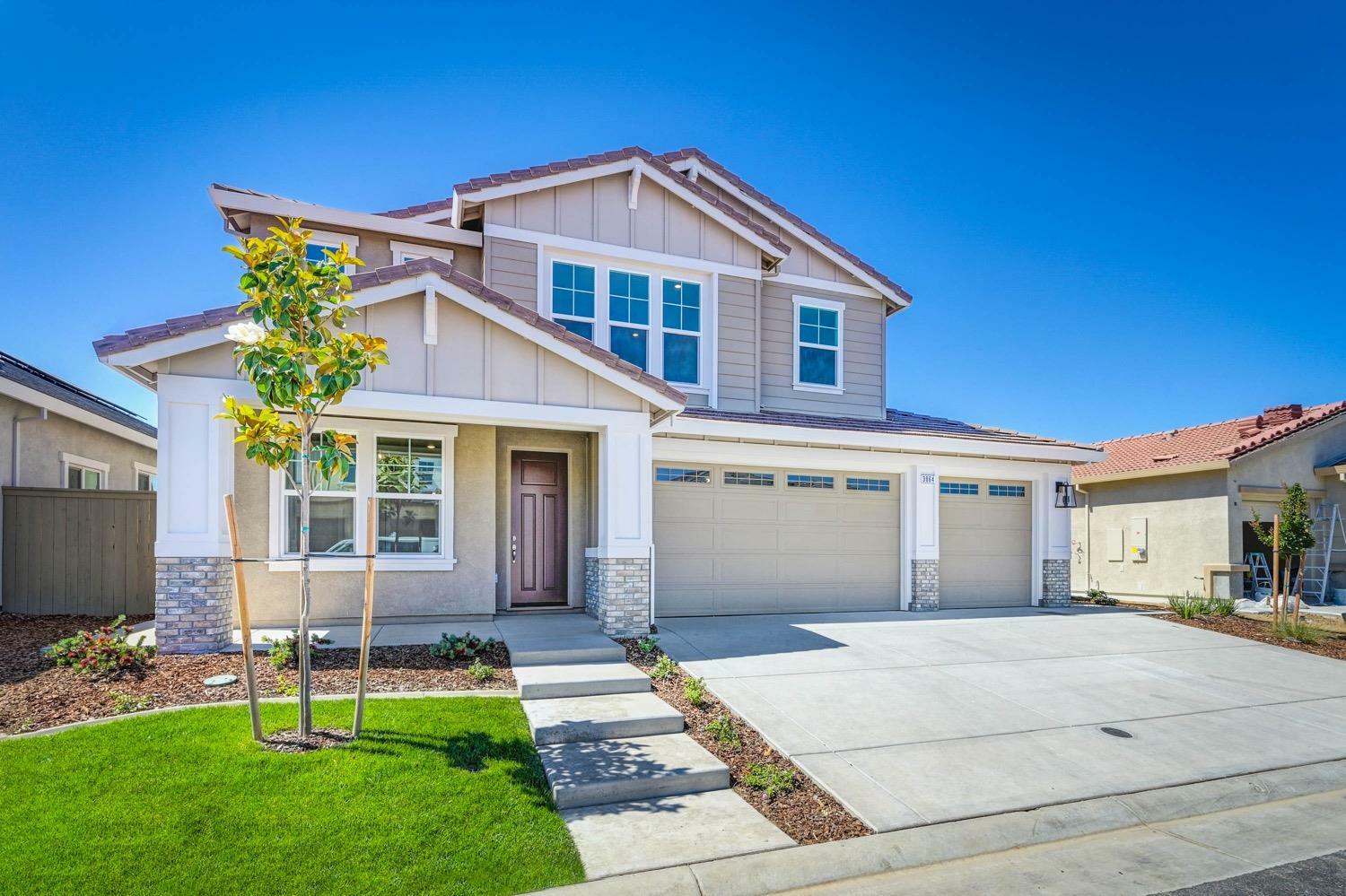 Property Photo:  3064 Shasta Daisy Circle  CA 95747 