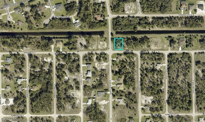 Property Photo:  605 Addison Street E  FL 33974 