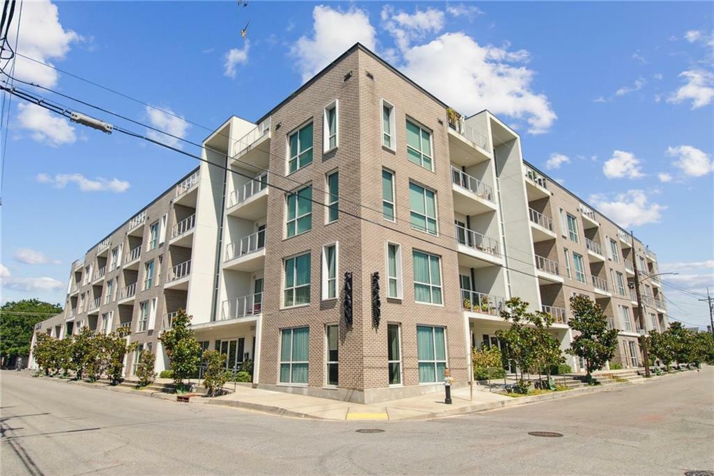Property Photo: 900 Bartholomew Street 202 LA 70117