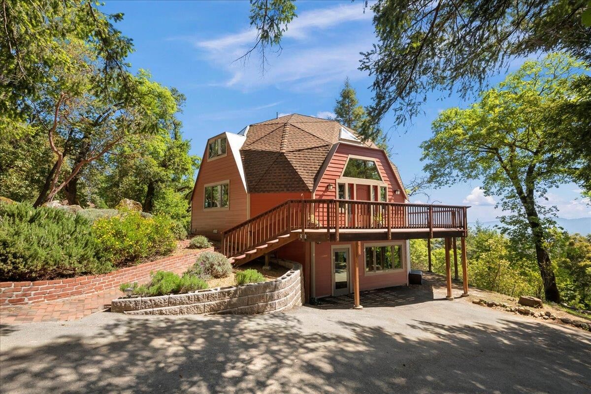 Property Photo:  18668 Favre Ridge Road  CA 95033 
