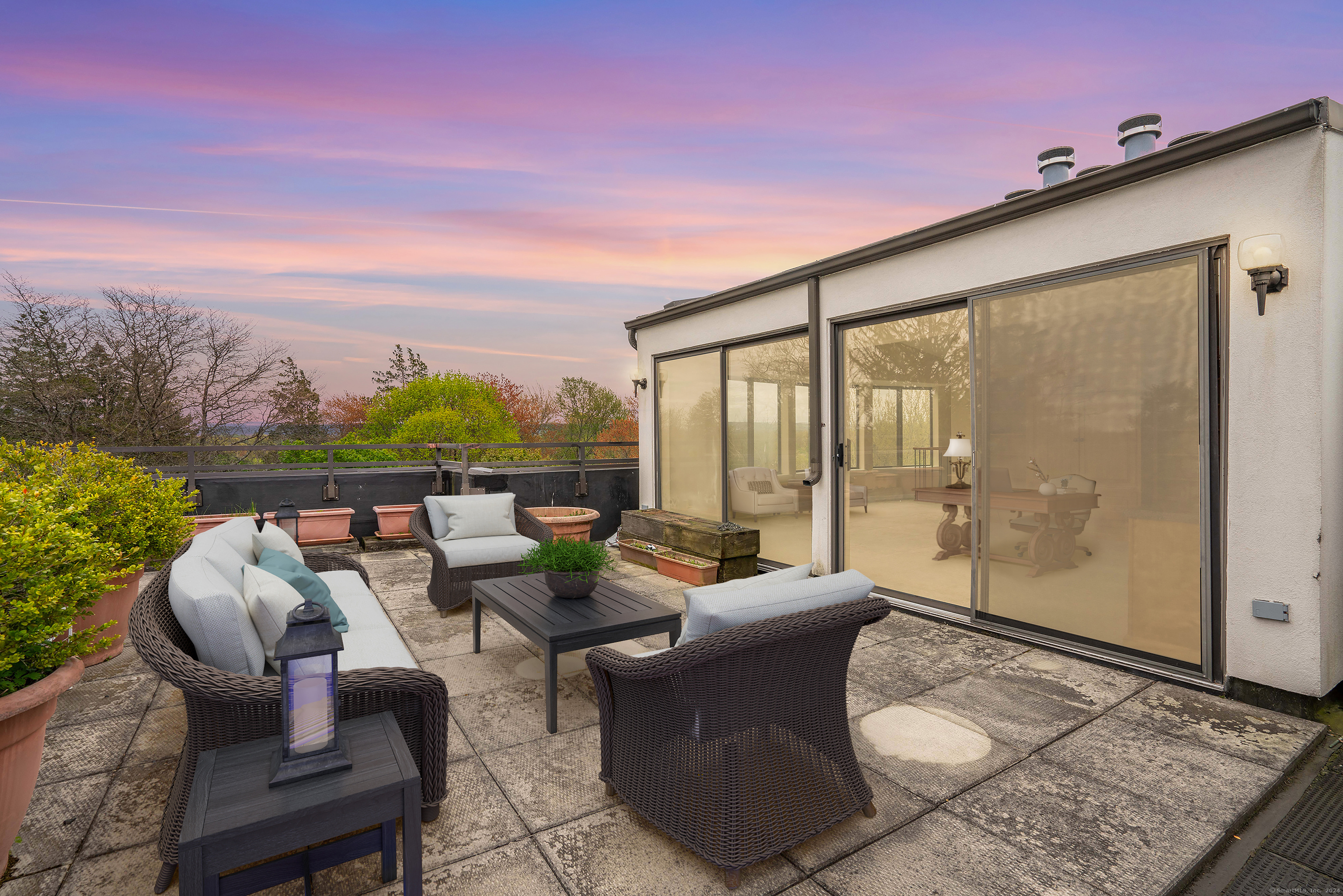 Property Photo: 33 Mill Street Apt 5G CT 06109
