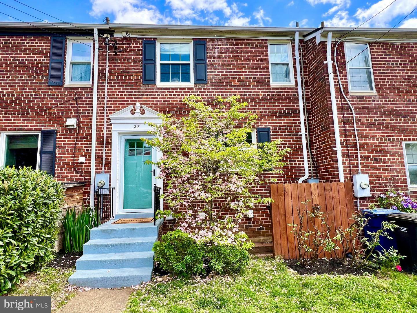 27 Ancell Street  Alexandria VA 22305 photo