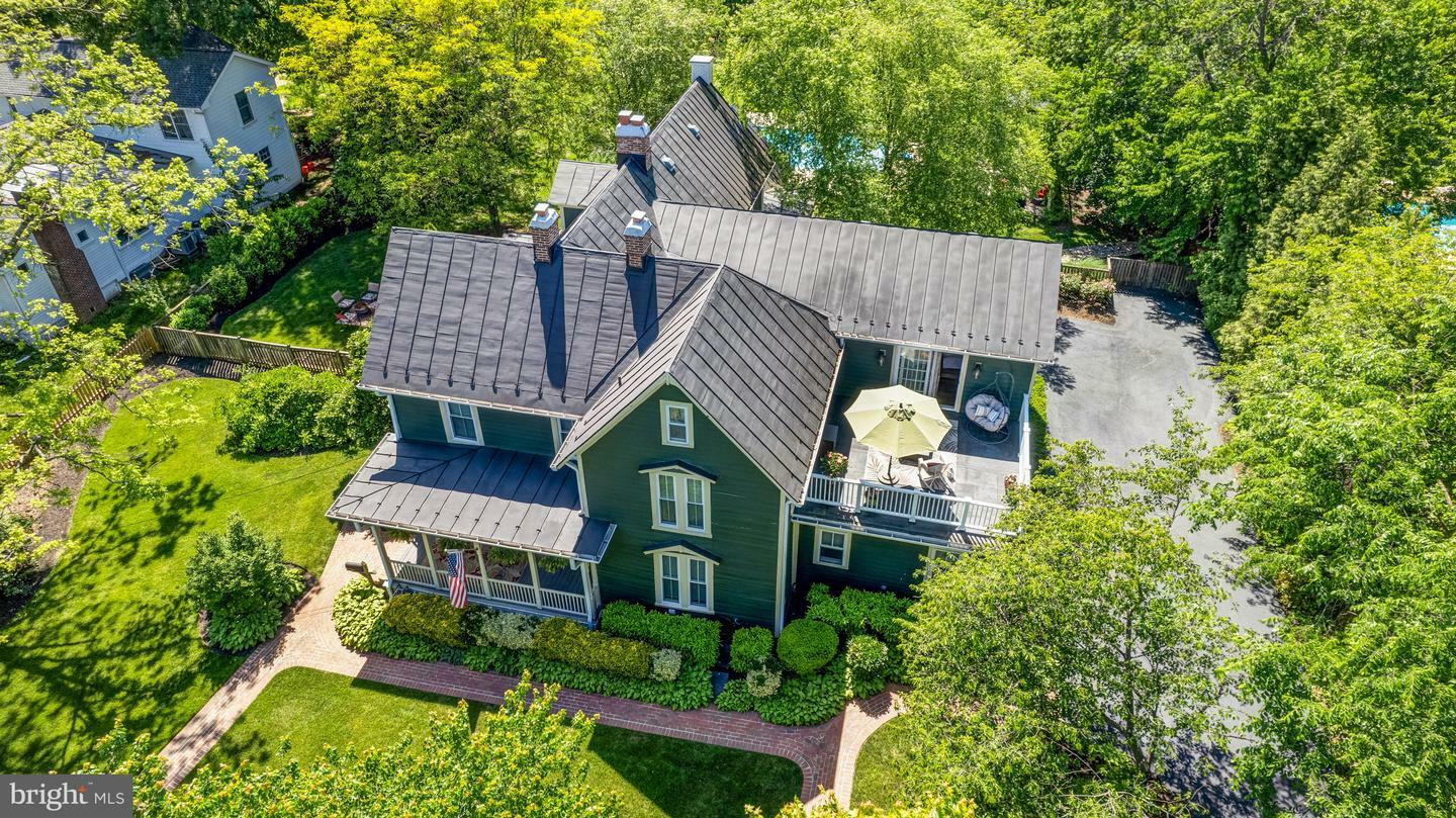 Property Photo: 763 Grace Street VA 20170