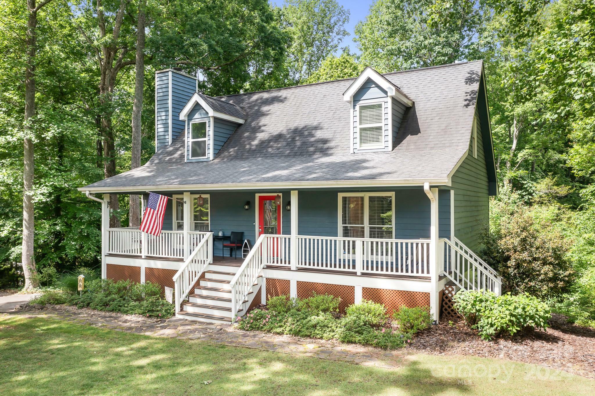 Property Photo:  1031 Palomino Lane  NC 28609 