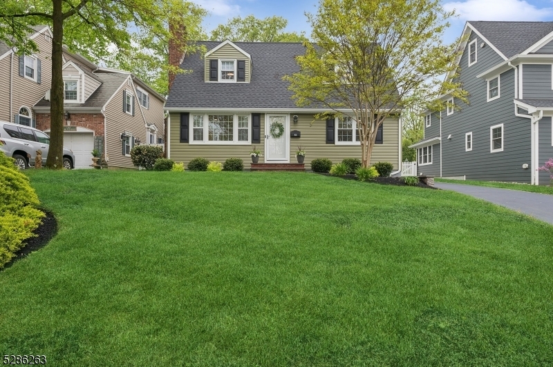 Property Photo: 831 Harding St NJ 07090